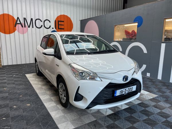 Toyota Vitz Hatchback, Petrol Hybrid, 2019, White