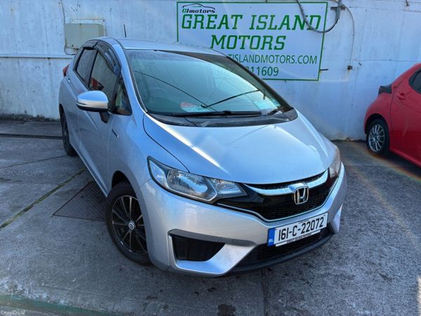 Honda Fit Hatchback, Petrol Hybrid, 2016, Silver