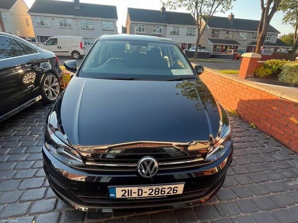 Volkswagen Polo Hatchback, Petrol, 2021, Black