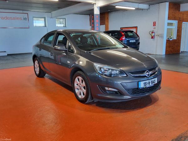 Opel Astra Saloon, Diesel, 2015, Grey