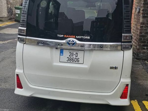 Toyota Voxy MPV, Petrol Hybrid, 2021, White