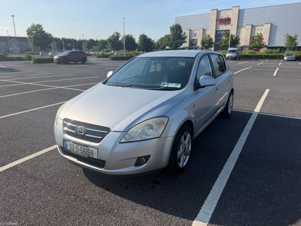 Kia Ceed Hatchback, Petrol, 2007, Silver