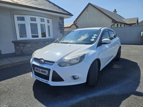 Ford Focus Hatchback, Diesel, 2014, White