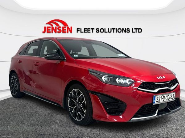 Kia Ceed Hatchback, Diesel Hybrid, 2023, Red