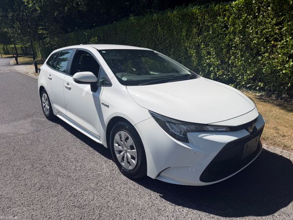 Toyota Corolla Estate, Petrol Hybrid, 2020, White
