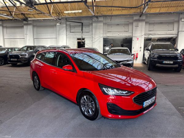Ford Focus Estate, Petrol, 2023, Red