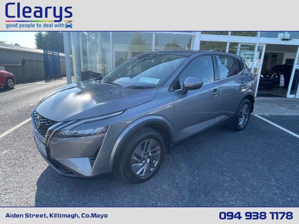Nissan Qashqai MPV, Petrol, 2021, Grey