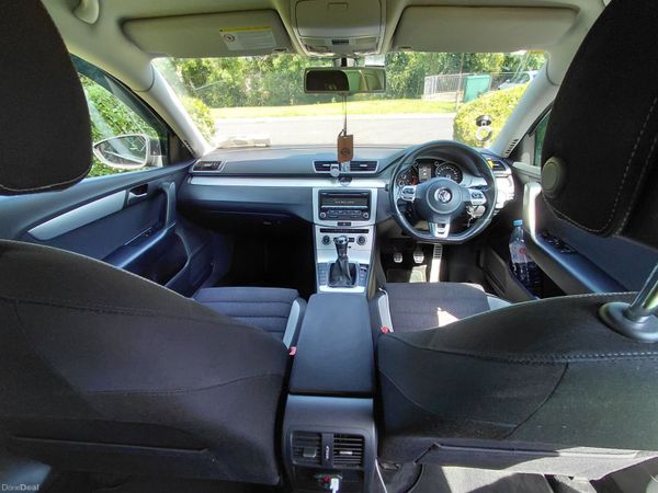 Volkswagen Passat Saloon, Diesel, 2013, Black