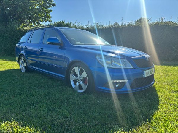 Skoda Octavia Estate, Diesel, 2010, Blue