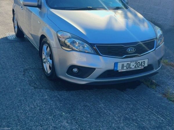 Kia Ceed MPV, Diesel, 2011, Silver