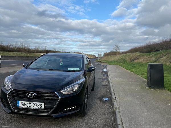 Hyundai i40 Saloon, Diesel, 2016, Black