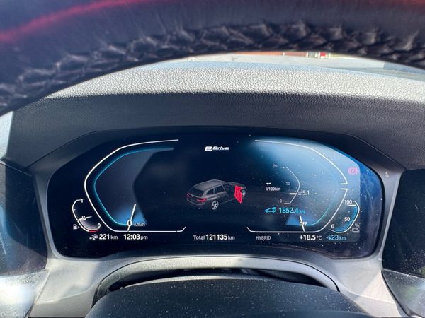 BMW 3-Series Estate, Petrol Plug-in Hybrid, 2021, Black