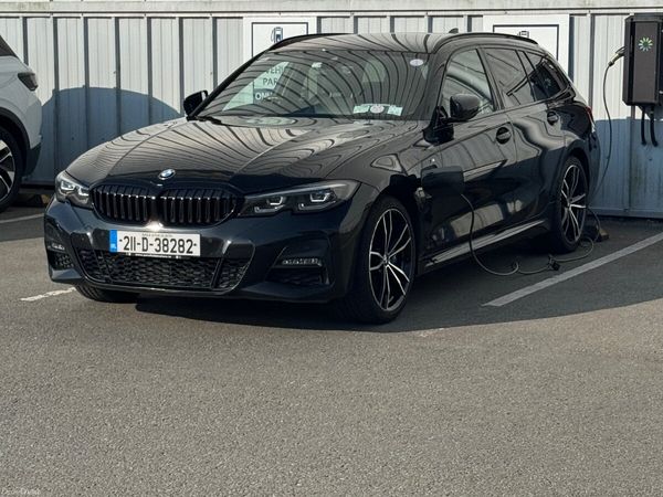 BMW 3-Series Estate, Petrol Plug-in Hybrid, 2021, Black