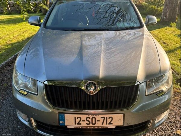 Skoda Superb Saloon, Diesel, 2012, Grey