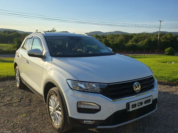 Volkswagen T-Roc SUV, Diesel, 2019, White
