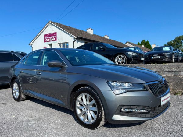Skoda Superb Hatchback, Diesel, 2023, Grey