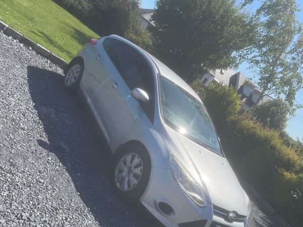 Ford Focus Hatchback, Diesel, 2011, Silver