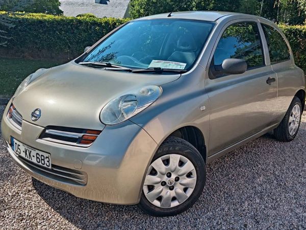Nissan Micra Hatchback, Petrol, 2005, Gold