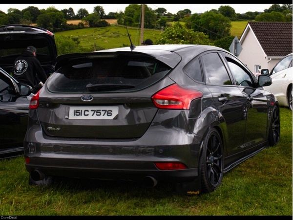 Ford Focus Hatchback, Diesel, 2015, Grey