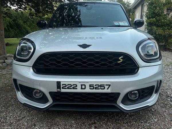Mini Countryman Estate/Jeep, Petrol Plug-in Hybrid, 2022, White