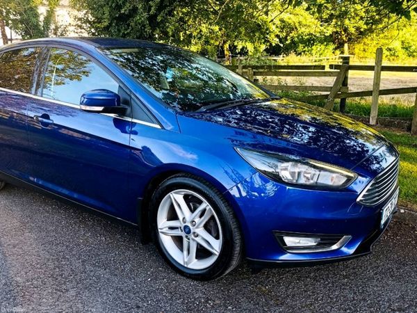 Ford Focus Hatchback, Diesel, 2017, Blue
