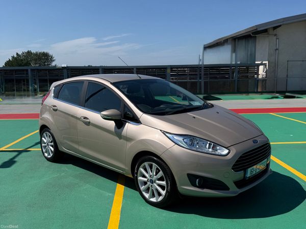 Ford Fiesta Hatchback, Petrol, 2016, Silver