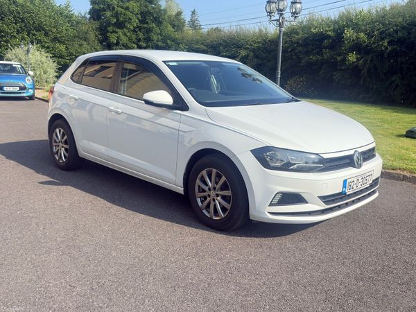 Volkswagen Polo Hatchback, Petrol, 2018, White