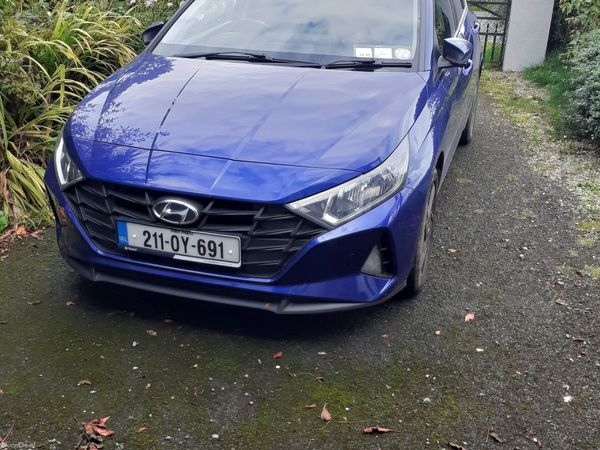 Hyundai i20 Hatchback, Petrol, 2021, Blue