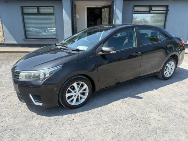 Toyota Corolla Saloon, Diesel, 2014, Black