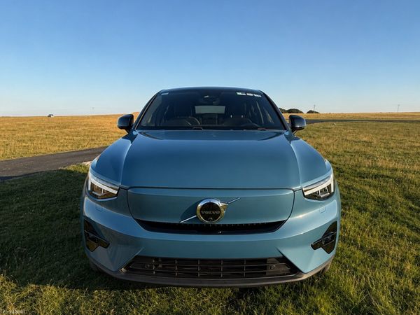 Volvo C40 Estate/Jeep, Electric, 2022, Blue
