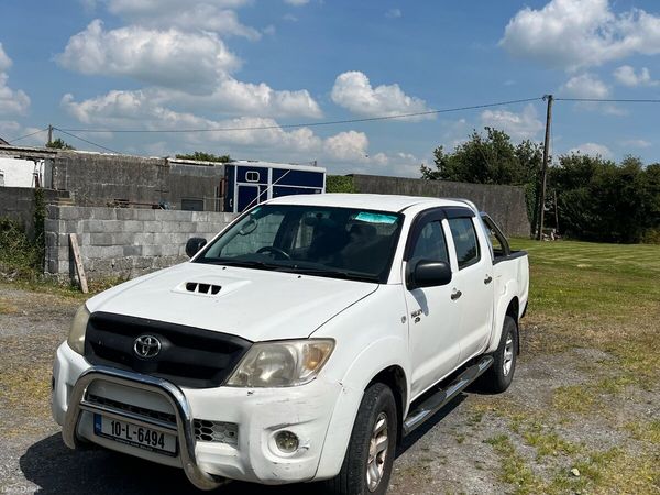 Toyota Hilux Pick Up, Diesel, 2010, White