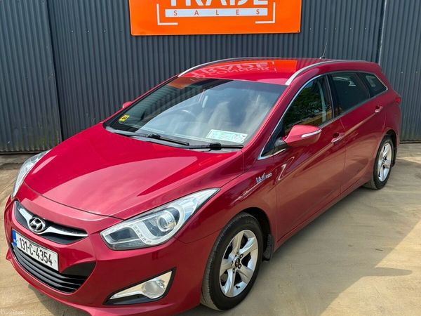 Hyundai i40 Estate/Jeep, Diesel, 2013, Red