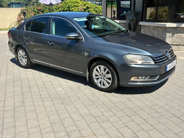 Volkswagen Passat Saloon, Diesel, 2014, Grey