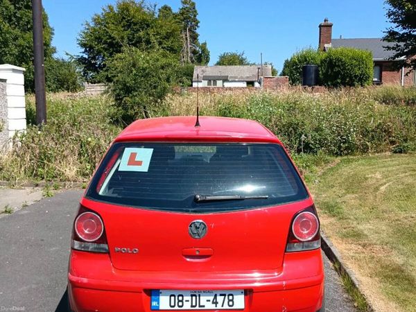 Volkswagen Polo Hatchback, Petrol, 2008, Red