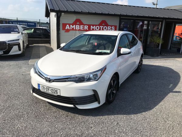 Toyota Corolla Saloon, Diesel, 2017, White