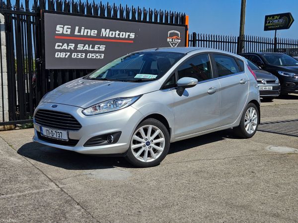 Ford Fiesta Hatchback, Petrol, 2017, Grey