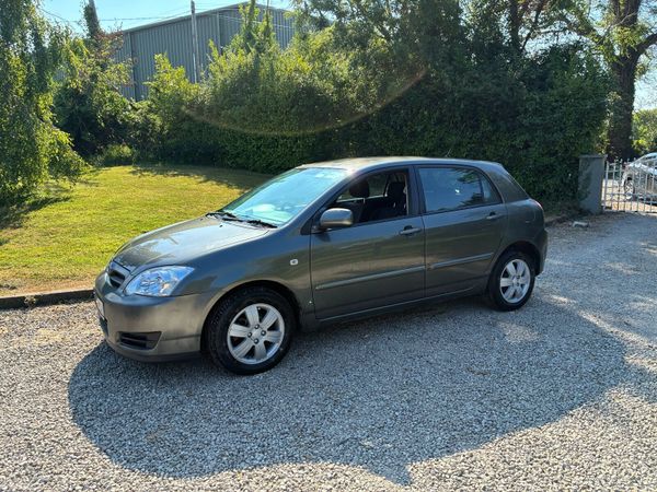 Toyota Corolla Hatchback, Petrol, 2006, Grey