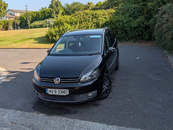 Volkswagen Touran MPV, Petrol, 2014, Black