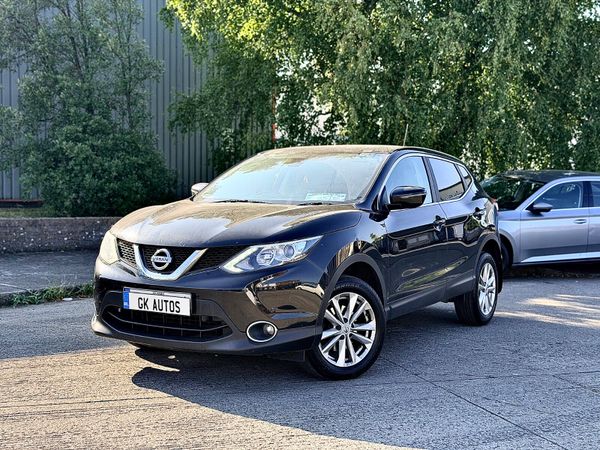 Nissan Qashqai Hatchback, Diesel, 2015, Black