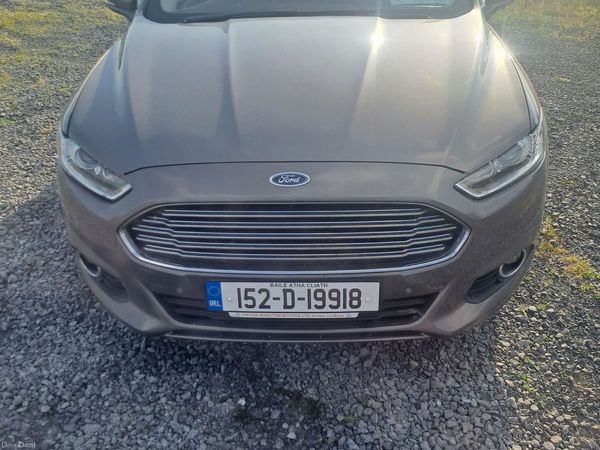 Ford Mondeo Hatchback, Diesel, 2015, Brown