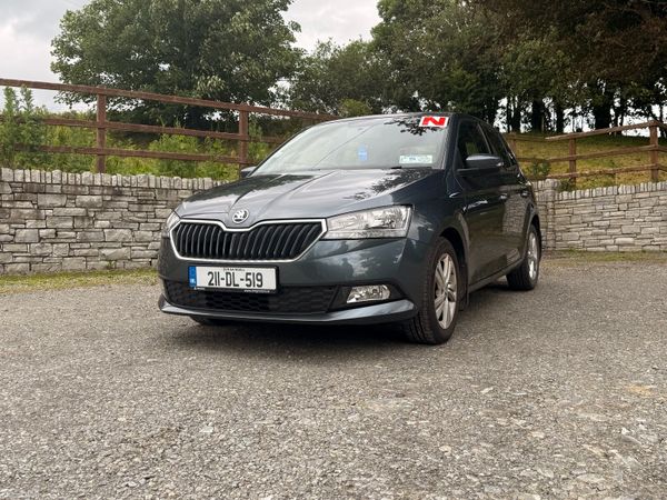 Skoda Fabia Hatchback, Petrol, 2021, Grey