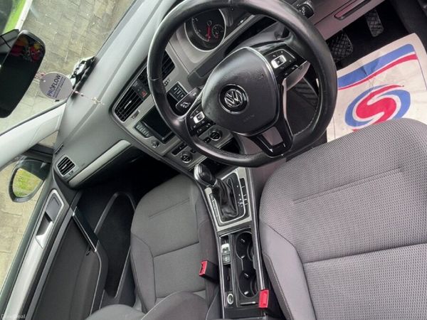 Volkswagen Golf Hatchback, Diesel, 2017, Grey