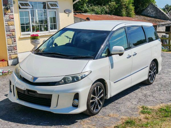 Toyota Estima MPV, Petrol, 2014, Silver