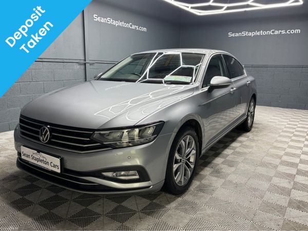 Volkswagen Passat Saloon, Diesel, 2021, Grey