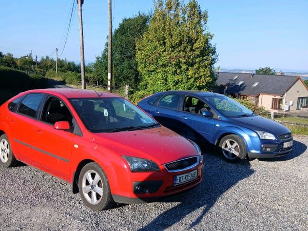 Ford Focus Hatchback, Petrol, 2007, Red