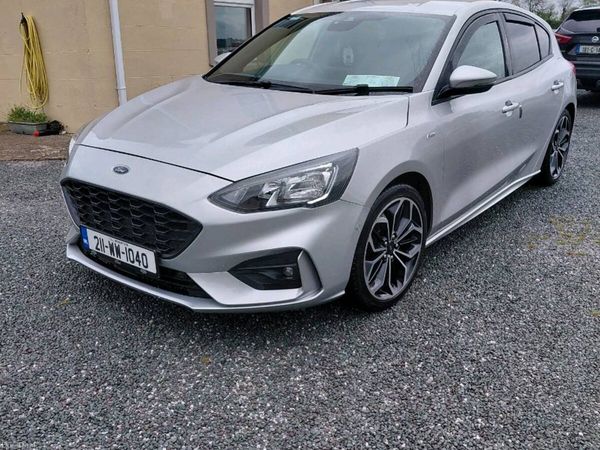 Ford Focus Hatchback, Diesel, 2021, Grey