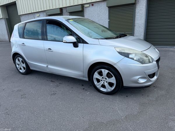 Renault Scenic MPV, Diesel, 2012, Silver