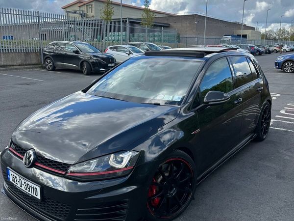 Volkswagen Golf Hatchback, Petrol, 2015, Grey