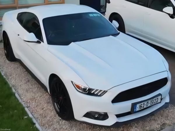 Ford Mustang Coupe, Petrol, 2016, White