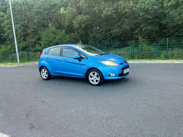 Ford Fiesta Hatchback, Petrol, 2009, Blue